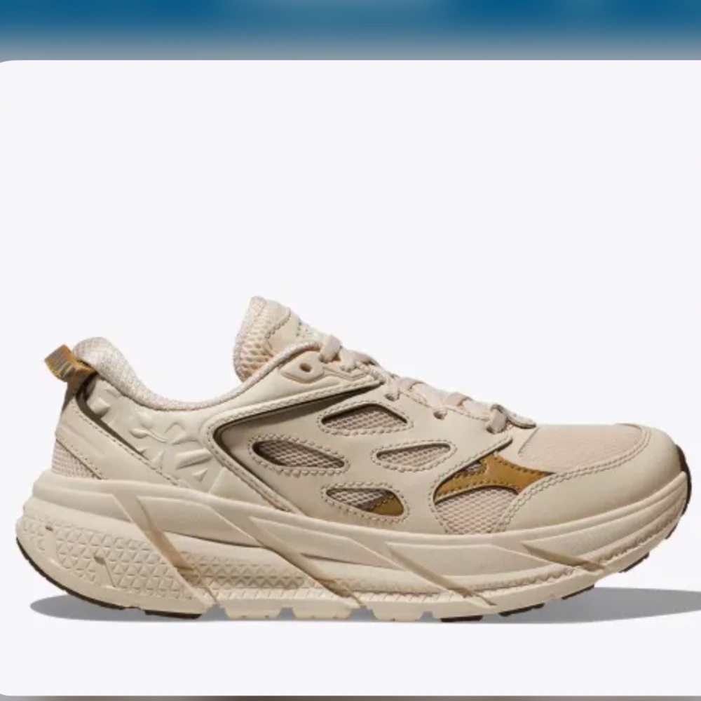 NWOB HOKA Clifton L sneakers